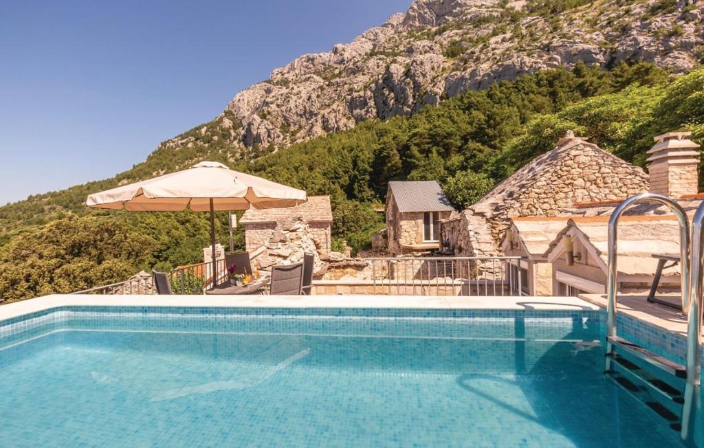 Villa Kristina - Ferienhaus Baska Voda - Topici, Private Outdoor Swimmingpool, Wifi Ngoại thất bức ảnh