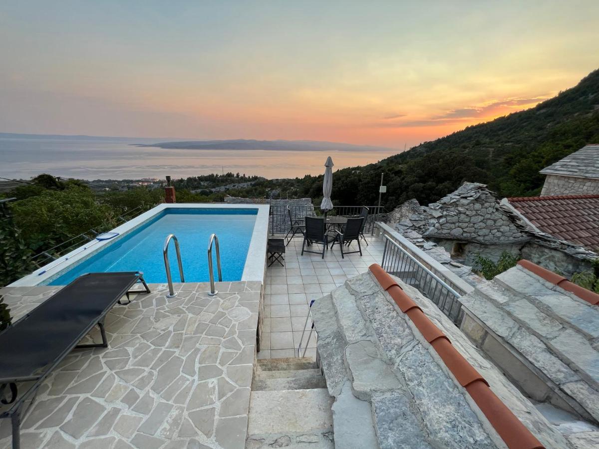 Villa Kristina - Ferienhaus Baska Voda - Topici, Private Outdoor Swimmingpool, Wifi Ngoại thất bức ảnh